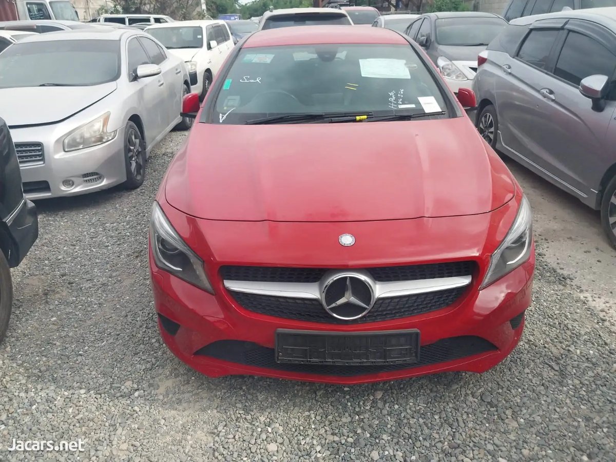 2015 Mercedes-Benz CLA-Class