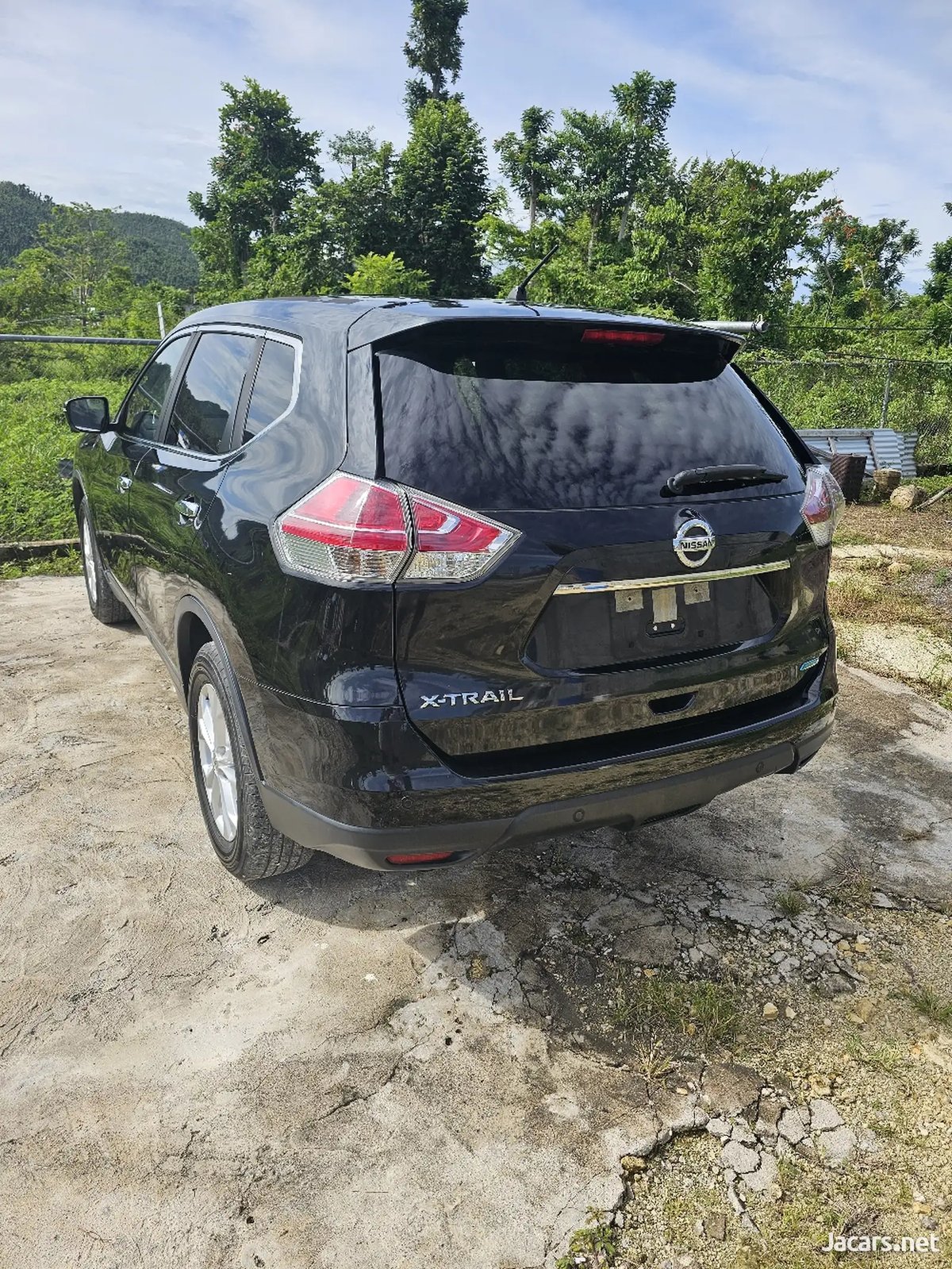 2015 NISSAN X-Trail