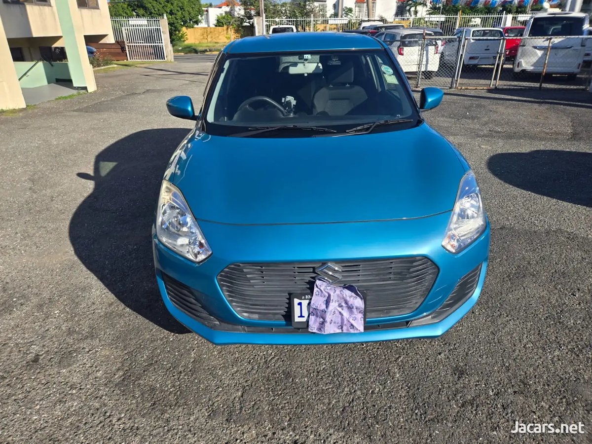 2017 SUZUKI Swift