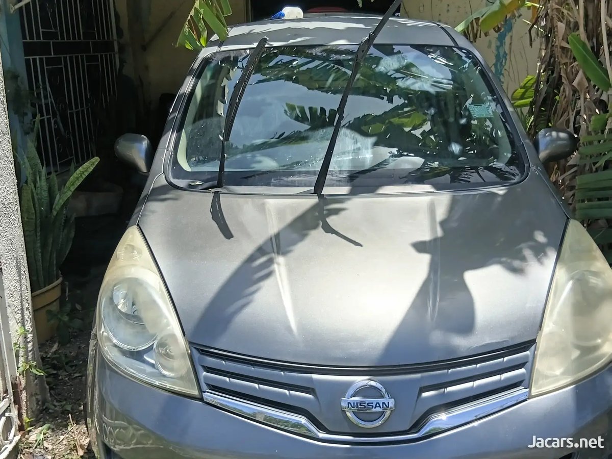 2012 NISSAN Note