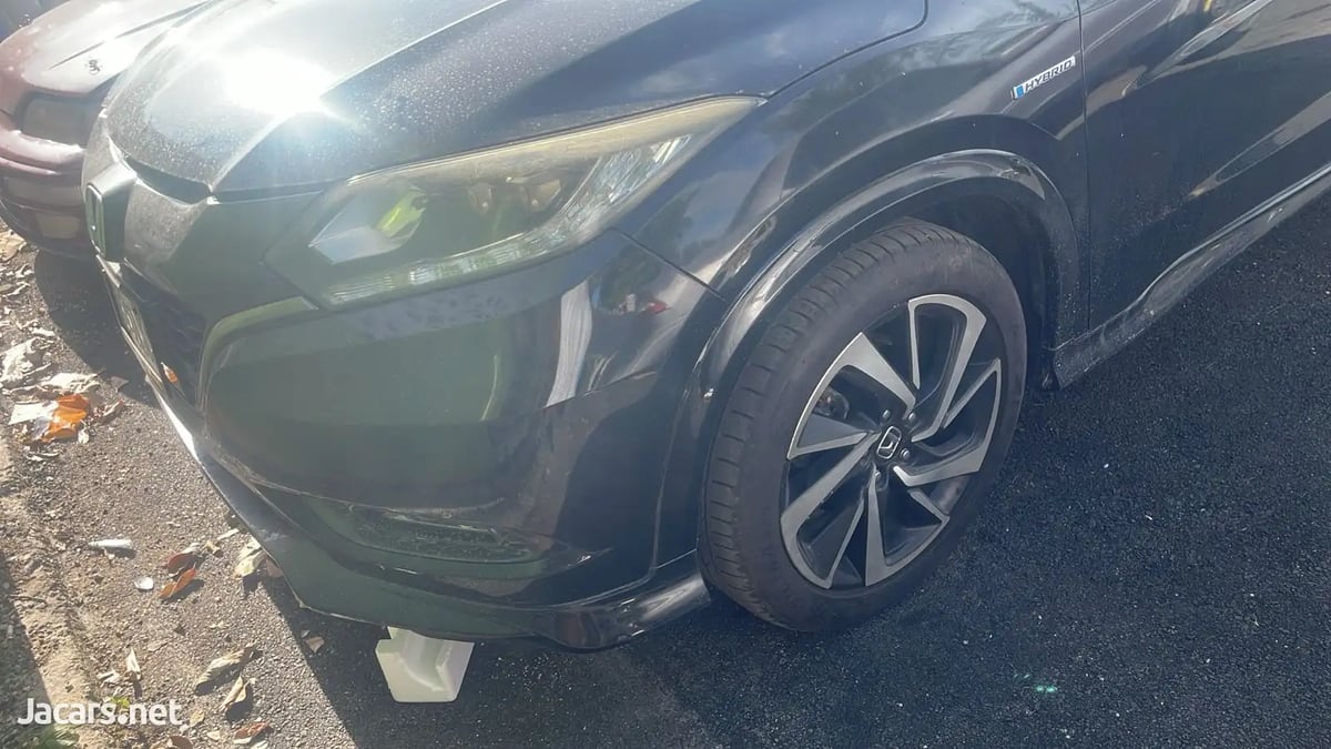2017 HONDA Vezel