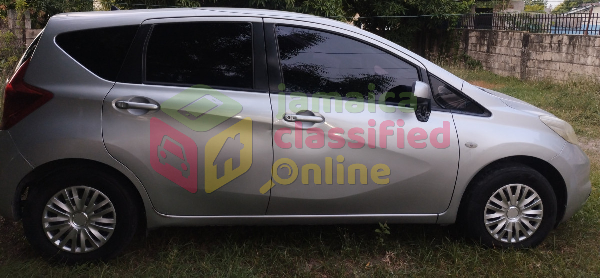 2013 NISSAN Note