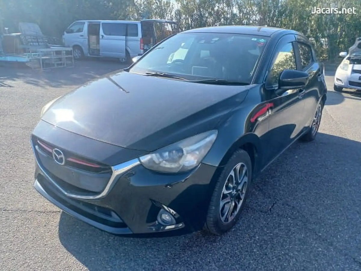 2016 MAZDA Demio