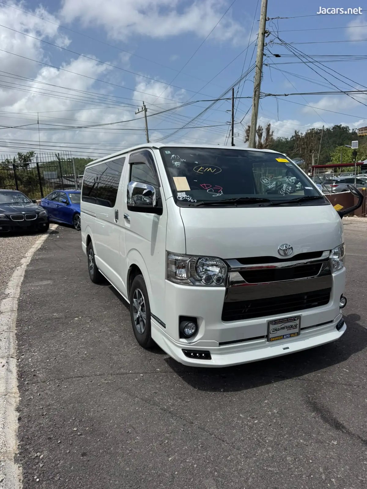 2021 TOYOTA Hiace