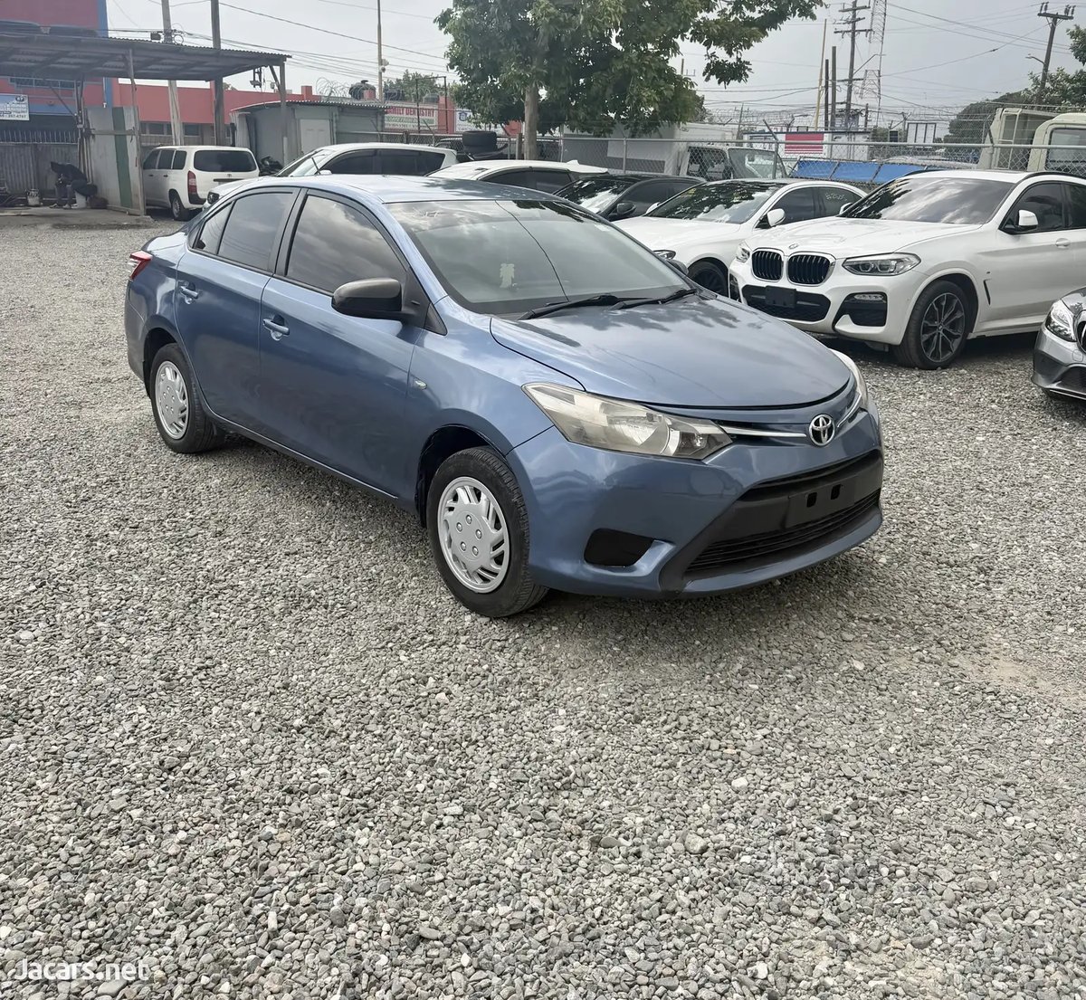 2017 TOYOTA Yaris