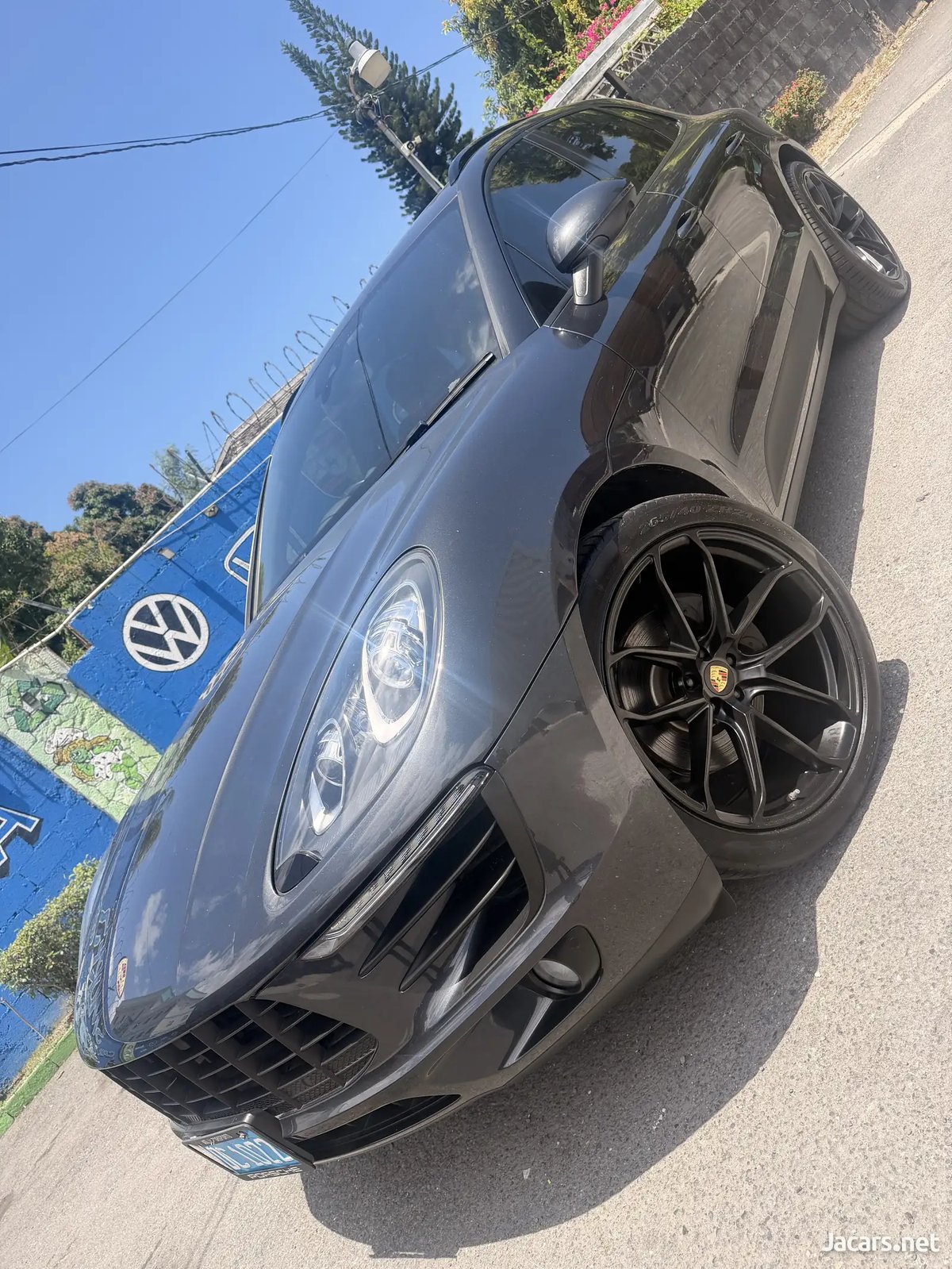 2019 PORSCHE Macan