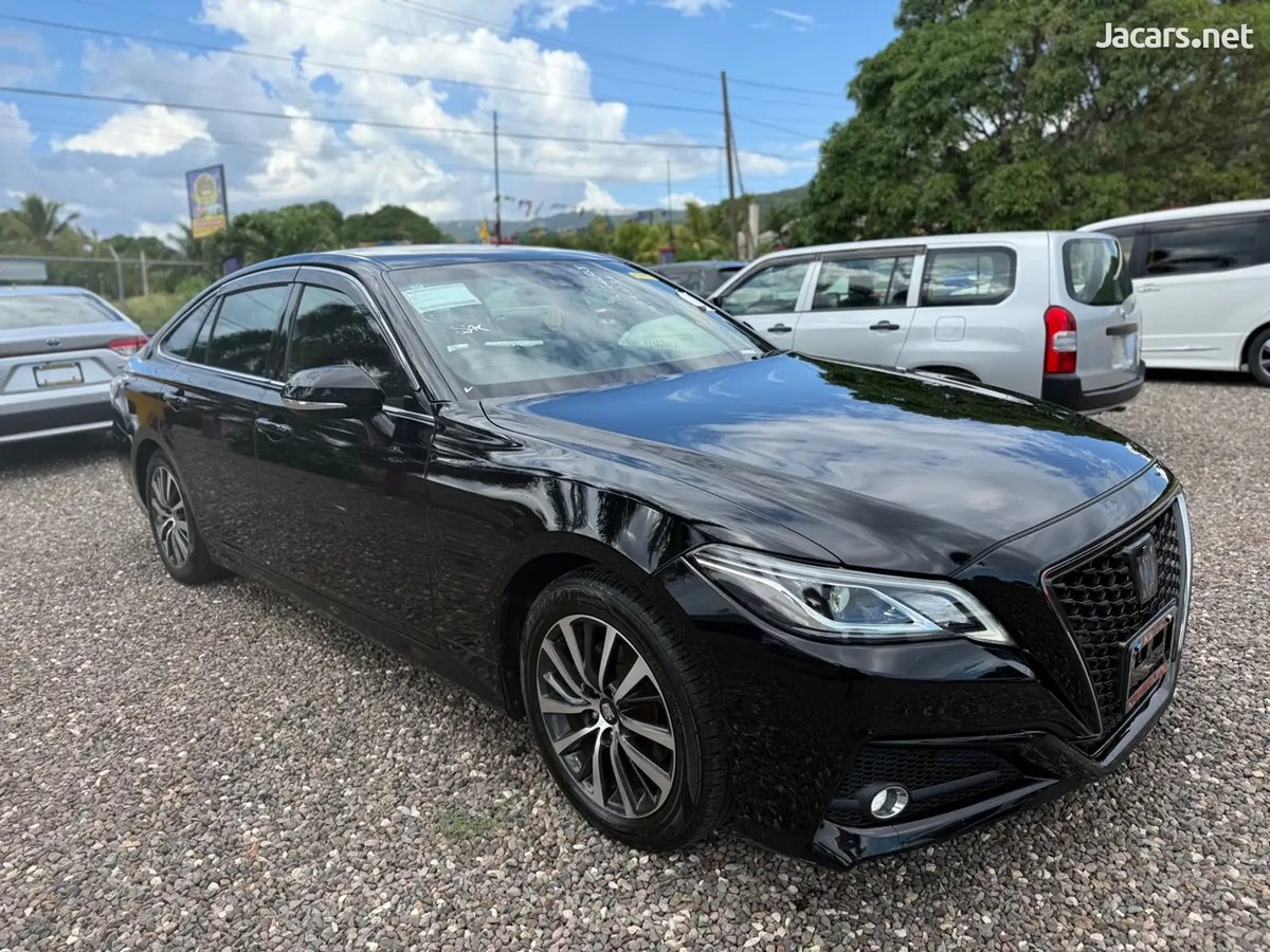 2020 TOYOTA Crown