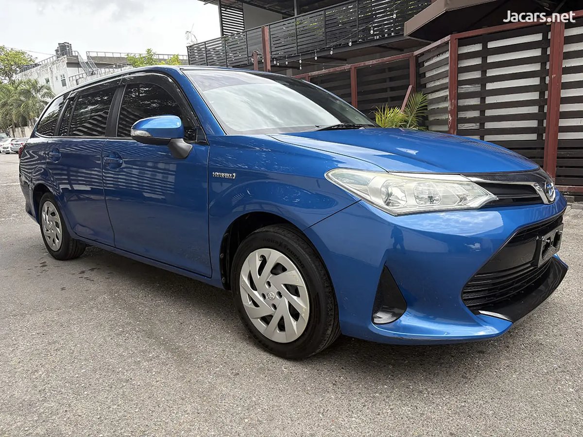 2018 TOYOTA Fielder