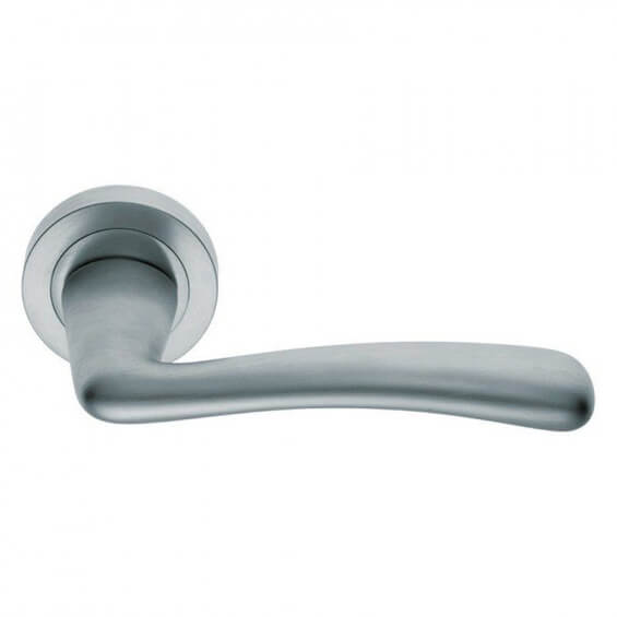Evia Lever on Round Rose