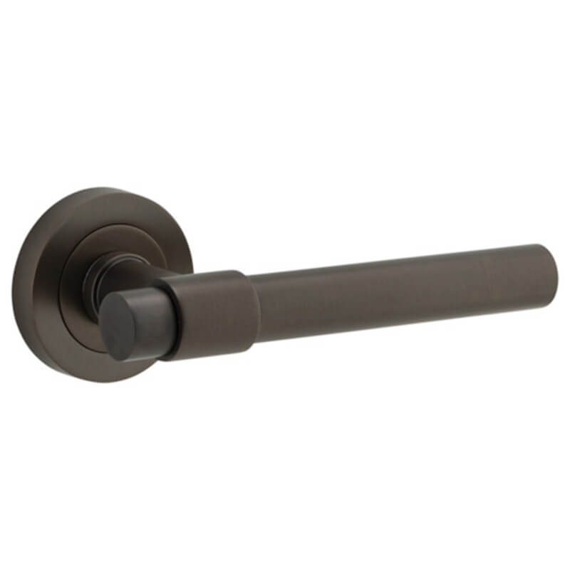 Iver Helsinki Lever on Round Concealed Rose