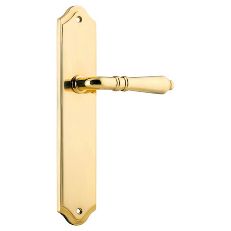 Iver Sarlat Lever on Shouldered Plate