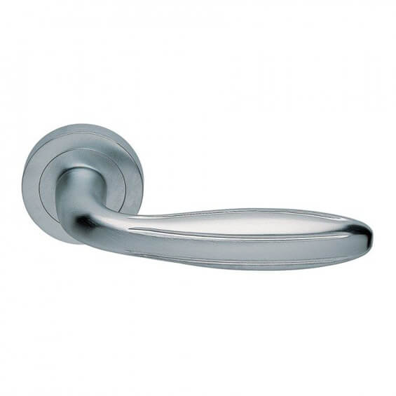 Roma Lever On Round Rose