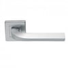 Trendy Lever On Square Rose