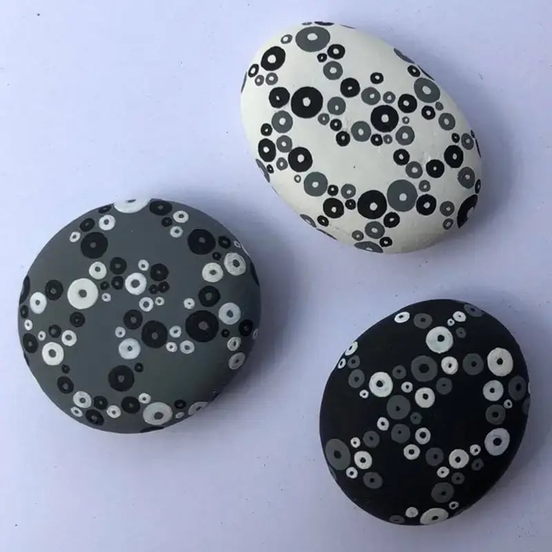 Set of Stones, Bubbles, Grey,Black and White