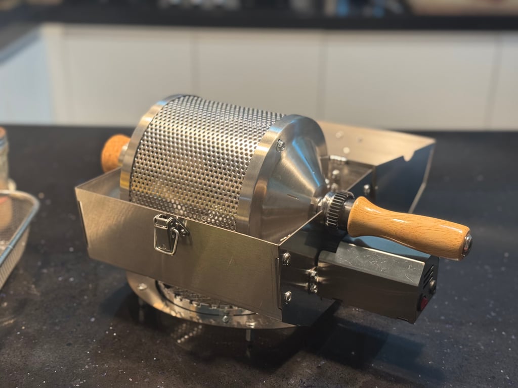 可直接架在瓦斯爐上的小型滾筒烘豆機