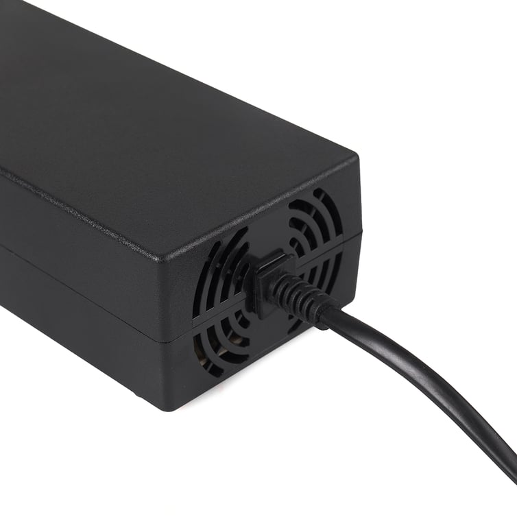 Carregador De Bateria Para Scooter Eletrica De Litio 67.2v 3ah