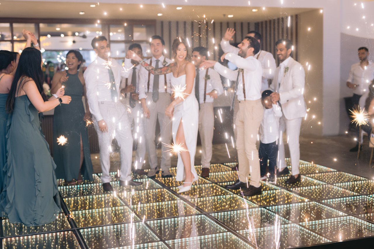 The dance floor at full tilt