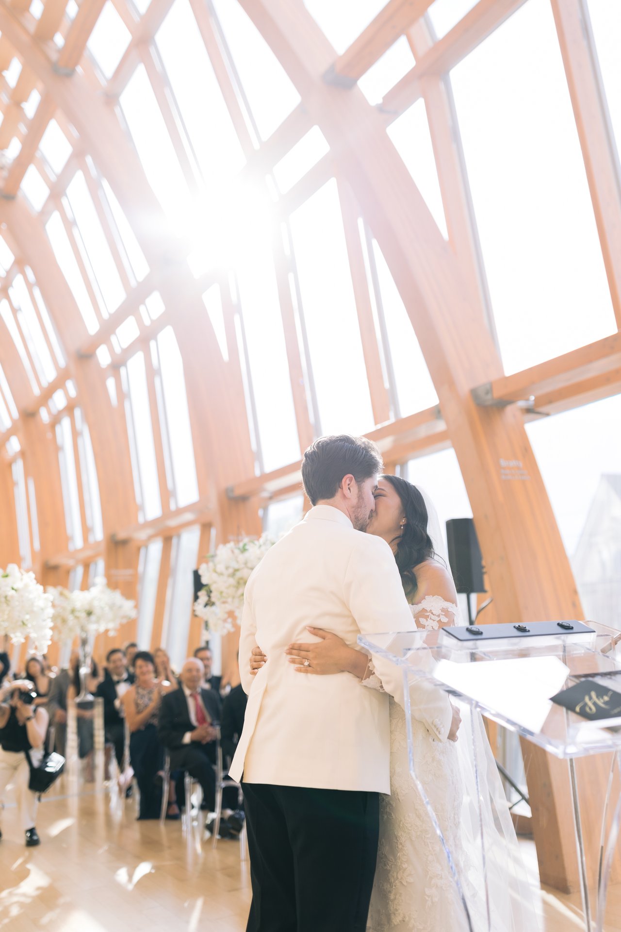 Married &mdash; a kiss in the light