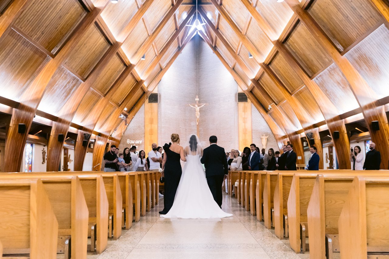 Susana down the aisle