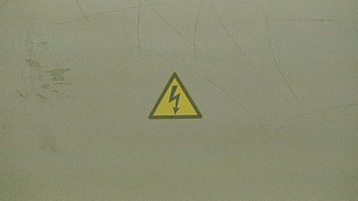 Man Loses $1 Million to IRS Scam That Started With Pop-Up [US]