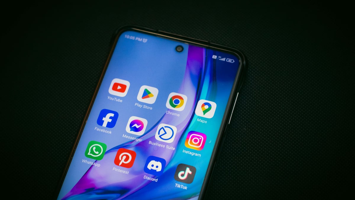 YouTube outage: 90 minutes down, 340,000 reports, recommendations system failed