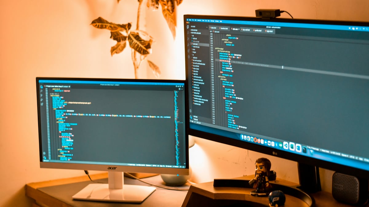 Hybrid developers bridge platforms but training shortcuts risk skill gaps