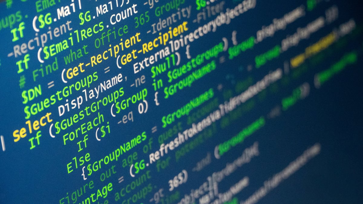 Eight Linux commands that actually matter when production breaks on Friday