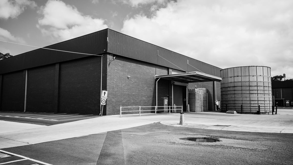 US spends $172M on warehouses for ICE detention, 8,500-bed El Paso facility planned