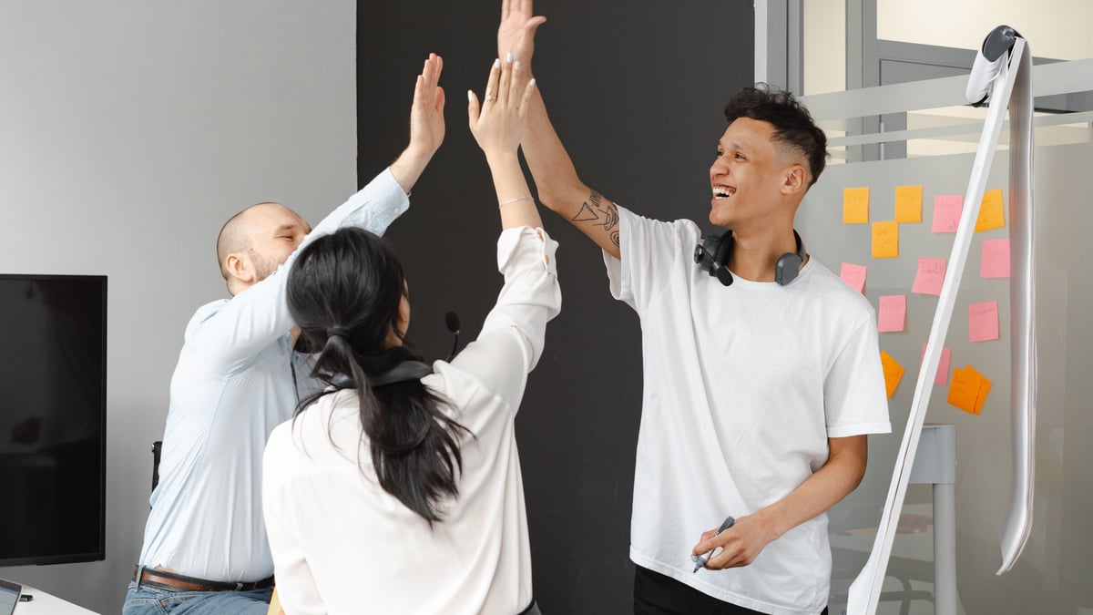 When to hire account managers: ACV thresholds that actually work