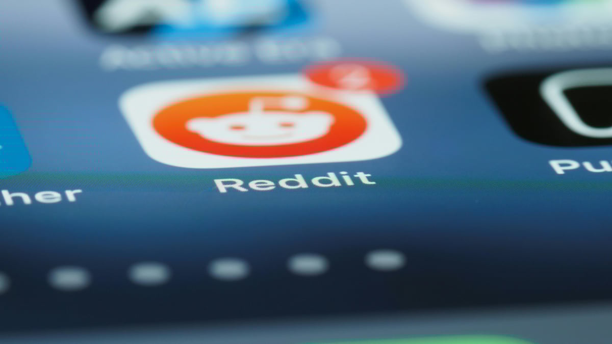 Reddit beats Q4 with $726M revenue, but slowing US logged-in growth raises questions