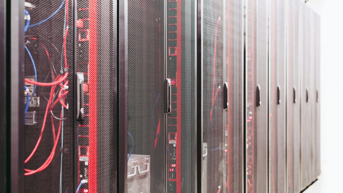 Twilio 5x revenue growth, Datadog hits $1B quarter, AI reacceleration uneven