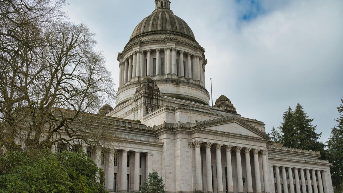 Washington State Income Tax Clears Senate 27-22 [US]