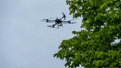 Student drone project detects crowd pressure using YOLO, Jetson Nano edge processing