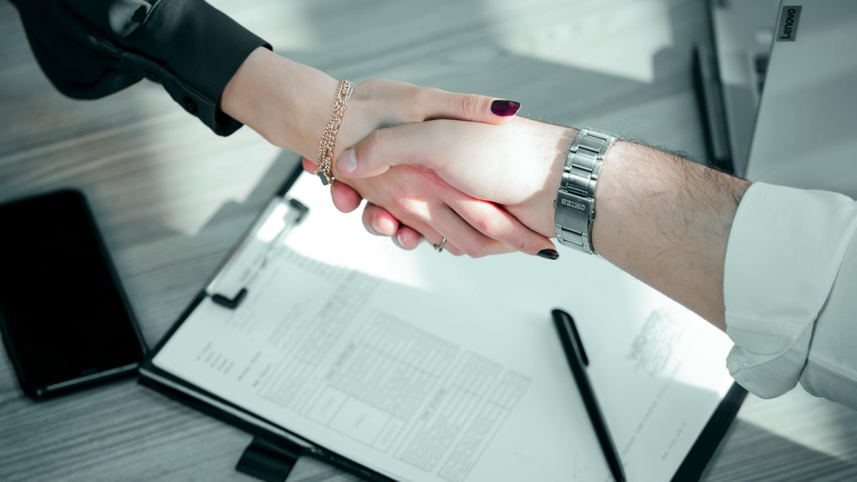 B2B buyers want one-year contracts, not three. AI uncertainty reshaping deals.