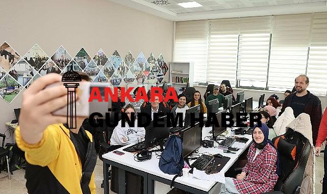 ZEYGEM Gençlere Tasarım Dünyasının Kapılarını Aralıyor