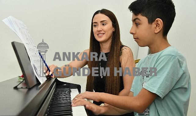 Mersin Yenişehir Belediyesi yaz okulu sanat ve spor kursları başladı