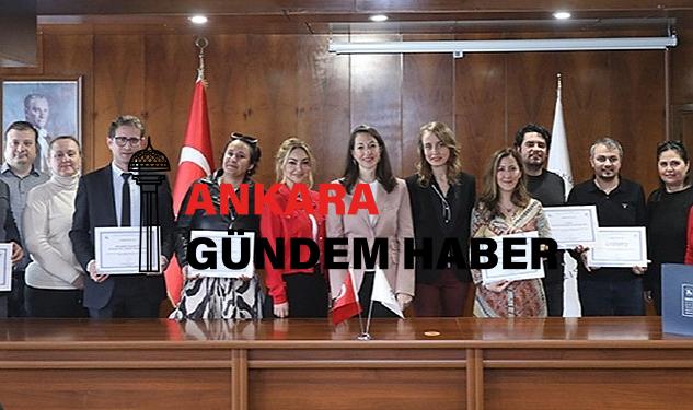 DEÜ’nün Mezun Kartı Ağır Talep Görüyor