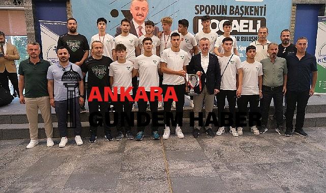 Sporun Başkenti Kocaeli’nin Başarılı Sporcuları Başkan Büyükakın ile buluştu