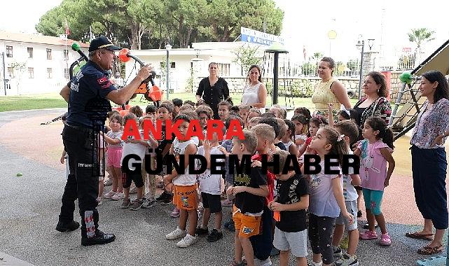 Aydın Büyükşehir Belediyesi İtfaiyecilik Haftası’nda Miniklere Eğitim Verdi