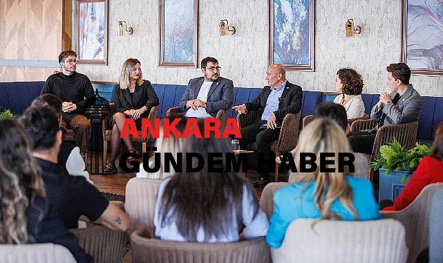 Cumhuriyet’in 100’üncü yılında meclis koltuklarında gençler ve çocuklar oturacak