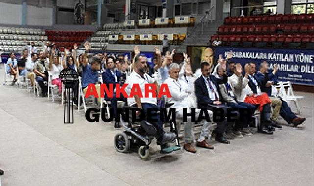 İzmir Büyükşehir Belediyesi Gençlik ve Spor Kulübü’nde Bayrak Değişimi