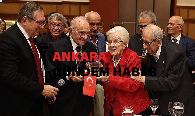 Nilüfer’de Okuma Kültürüne verilen katkı ödüllendirildi