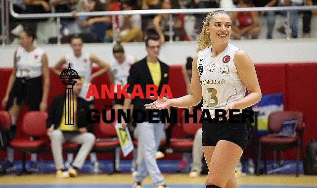 VakıfBank, ligde kazanmaya devam ediyor