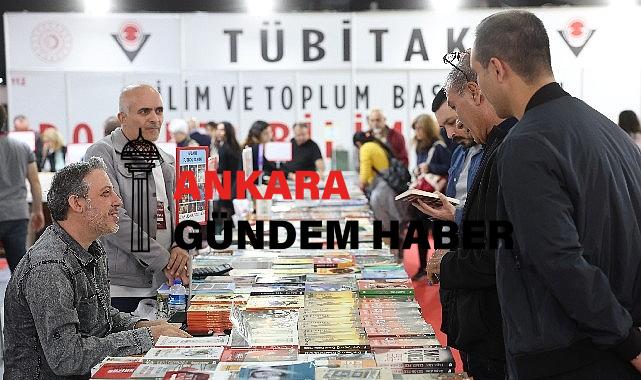 Antalya Kitap Fuarında ilk gün heyecanı 
