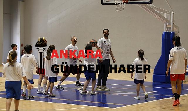 “Umuda Basket Veteran Basketbol Turnuvası” ile 272 TEGV’li çocuğun eğitimine destek sağlandı