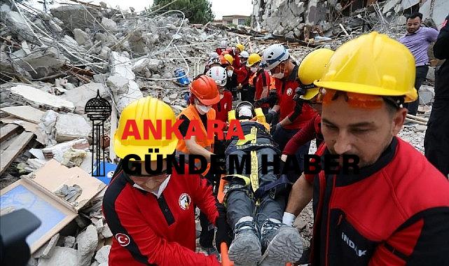 Gerçeğini Aratmayan Deprem Tatbikatı Videosuyla Da Gündem Oldu