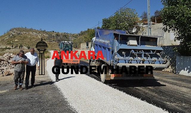 Manavgat Sırtköy Mahallesi Grup Yolu asfaltlanıyor