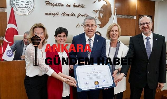 EÜ Sıhhat Bilimleri Fakültesi Beslenme ve Diyetetik Kısmı tam akredite oldu