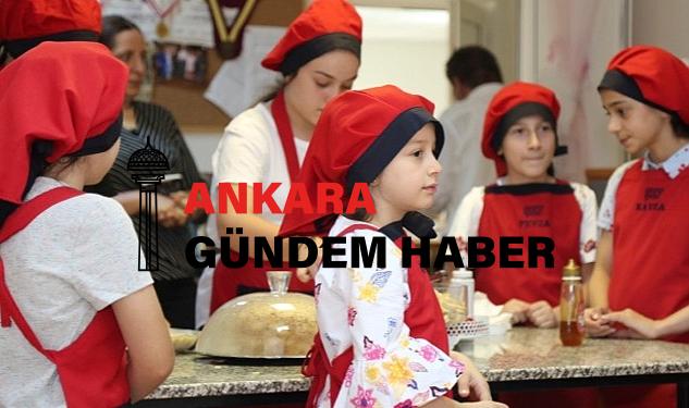 Gölcük Belediyesi’nden Gençlere Yönelik Pastacılık Kursu