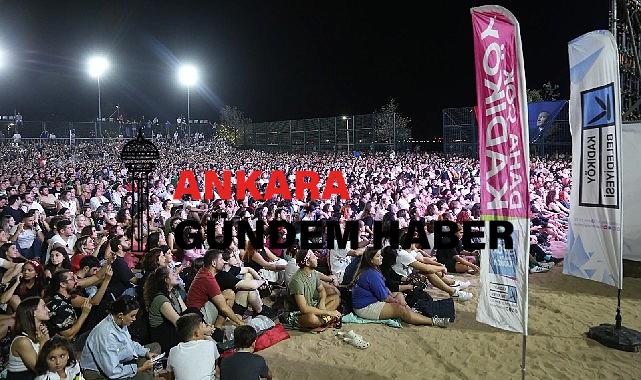 Şampiyonluğu Kalamış’ta 20 bin voleybol sever kutladı